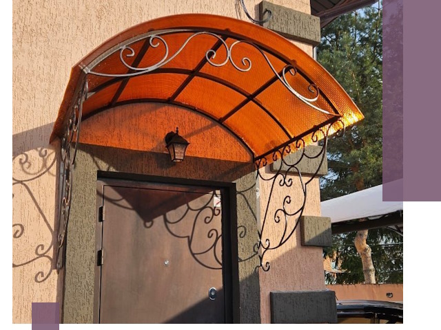 Демонтаж козырьков в Белой Калитве быстро и безопасно