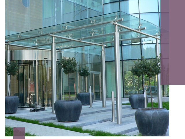 Навесы из стекла на заказ в Белой Калитве — монтаж и установка